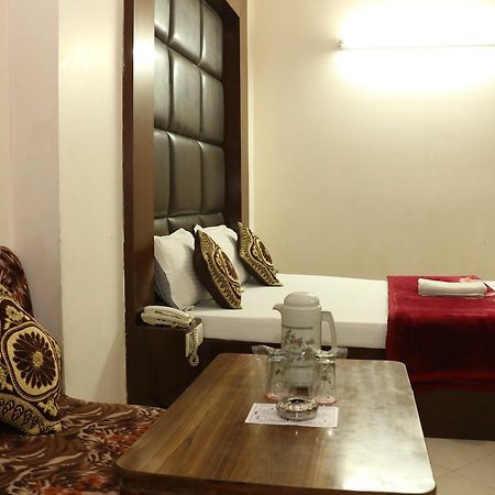 Hotel Maharaja Delhi Kültér fotó