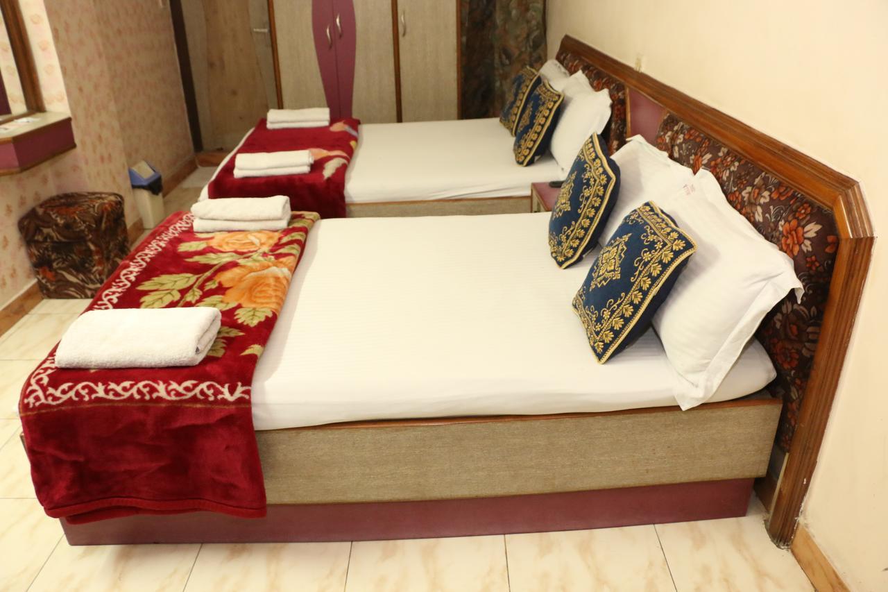 Hotel Maharaja Delhi Kültér fotó