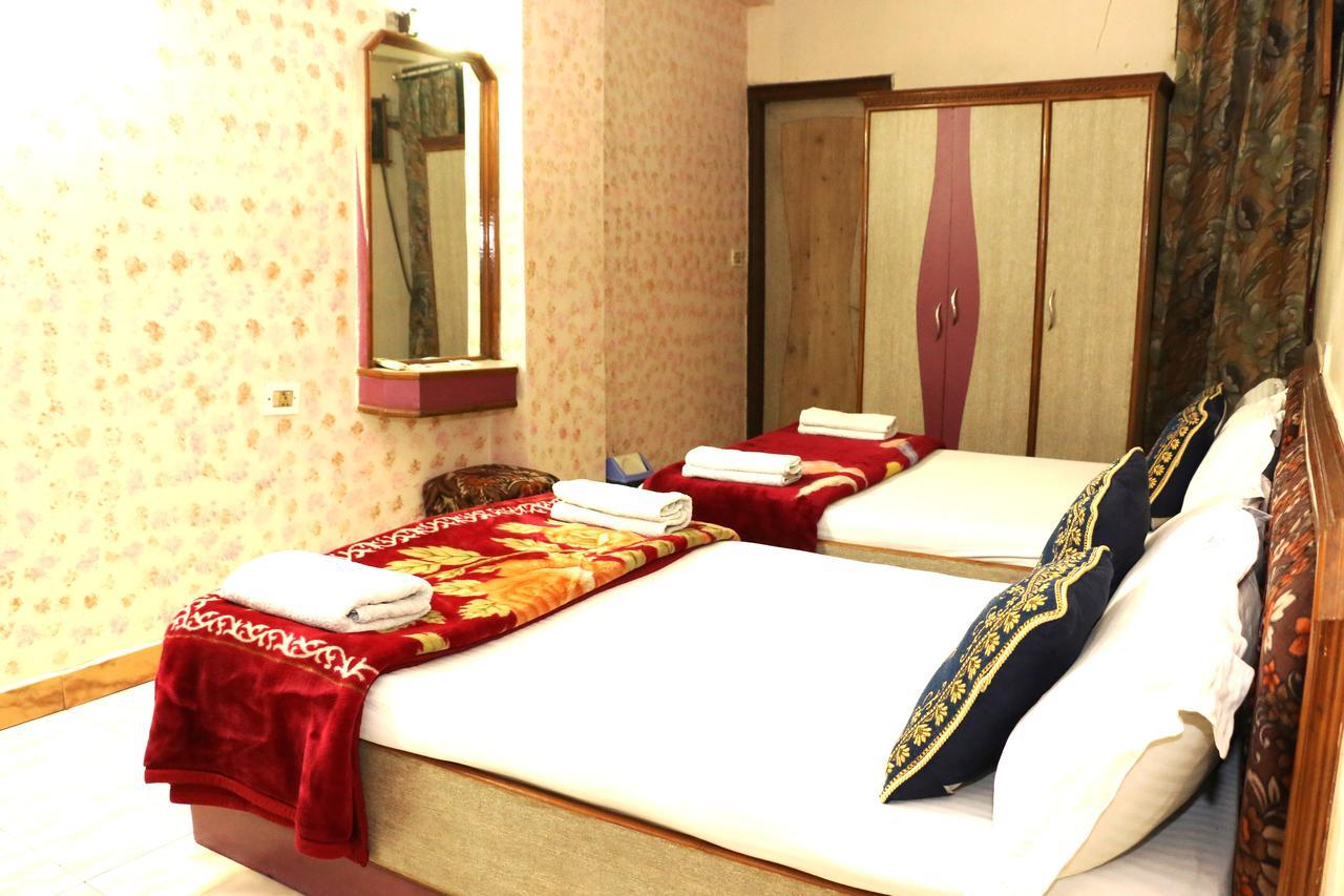 Hotel Maharaja Delhi Kültér fotó