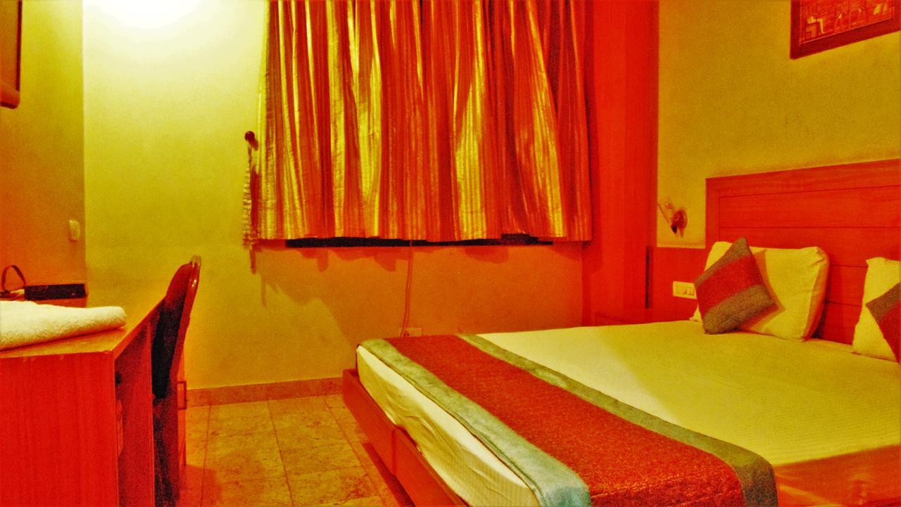 Hotel Maharaja Delhi Kültér fotó