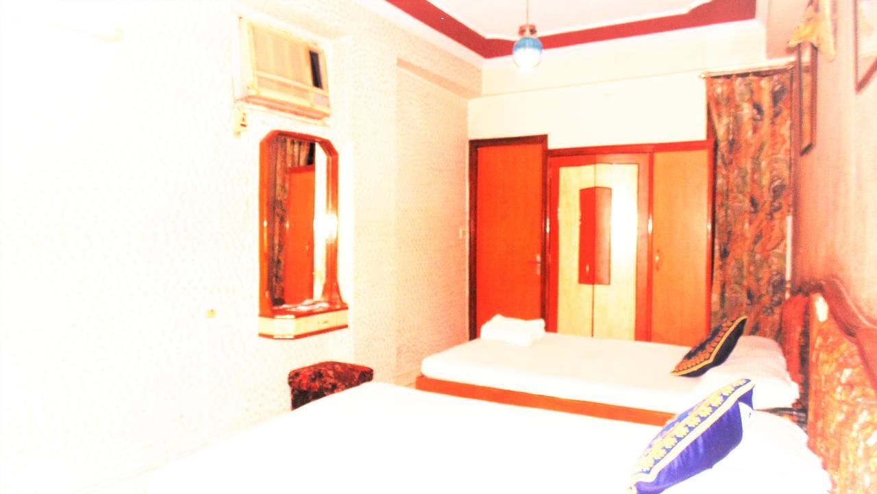 Hotel Maharaja Delhi Kültér fotó