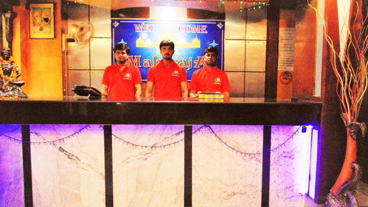 Hotel Maharaja Delhi Kültér fotó