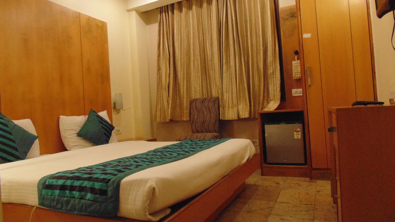 Hotel Maharaja Delhi Szoba fotó