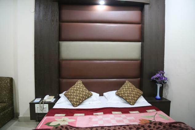 Hotel Maharaja Delhi Kültér fotó