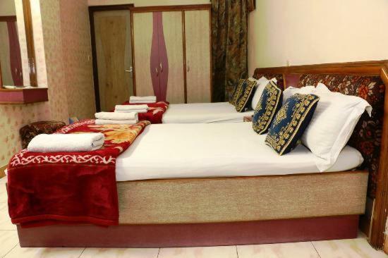 Hotel Maharaja Delhi Kültér fotó