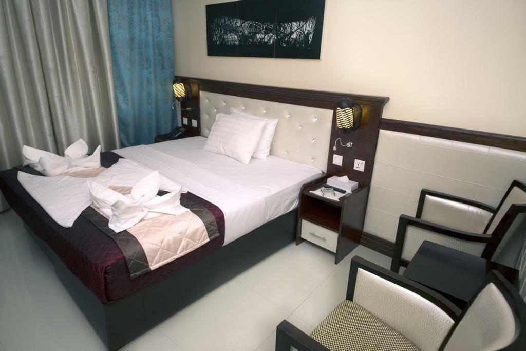 Hotel Maharaja Delhi Kültér fotó